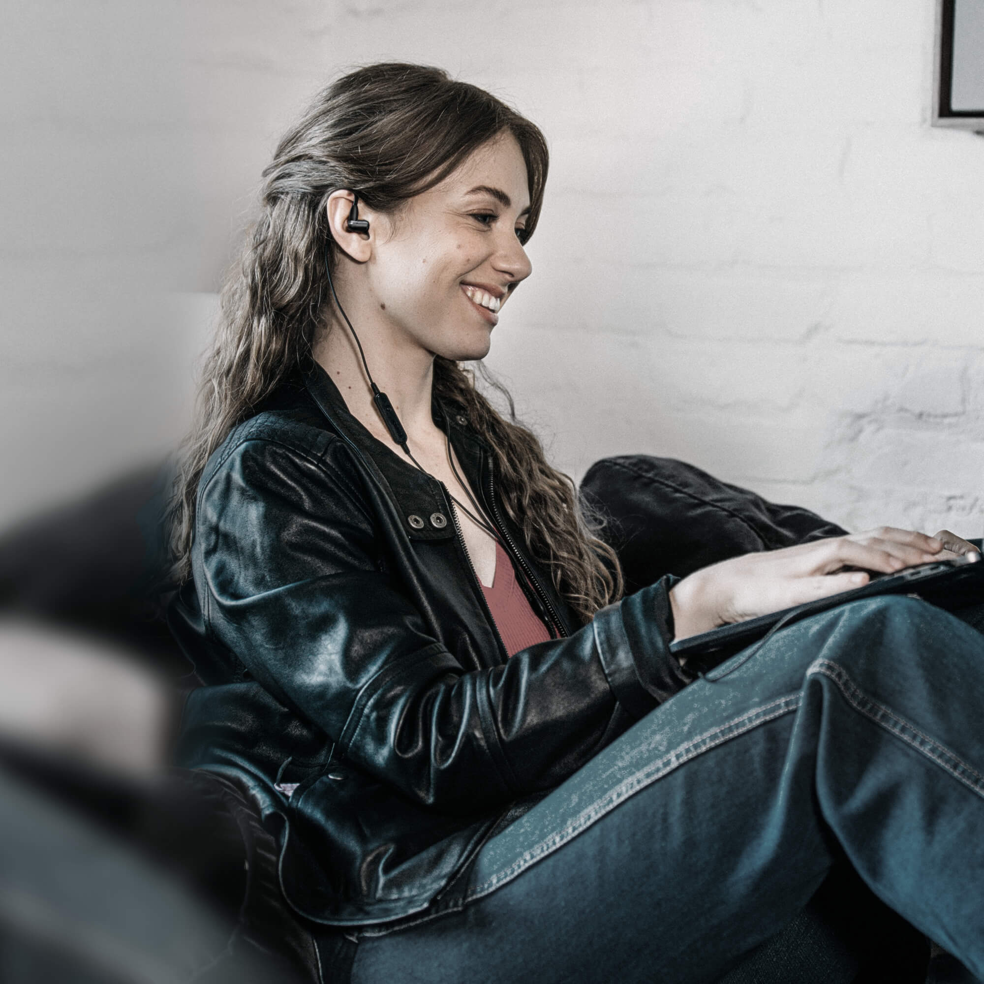 SHURE AONIC 3 Sound Isolating Earphones